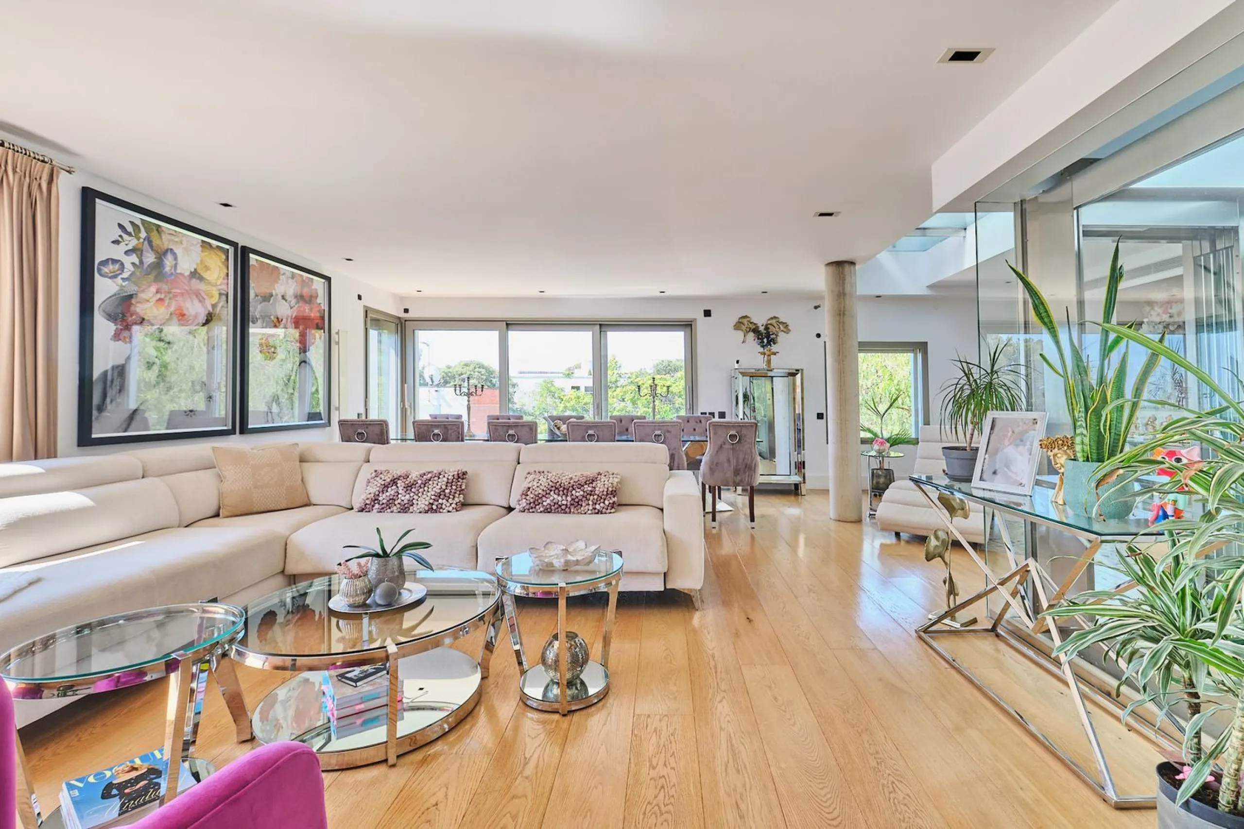 Luxury Villa with Terraces and Pool in Sarria, Barcelona