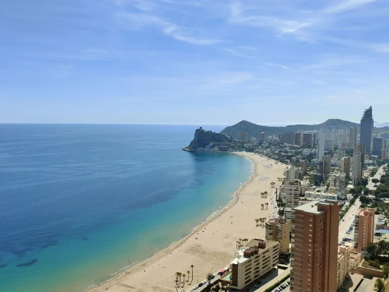 🌅✨ Роскошный пентхаус с солярием и панорамным видом на море 360º – Бенидорм Поньенте ✨🌅