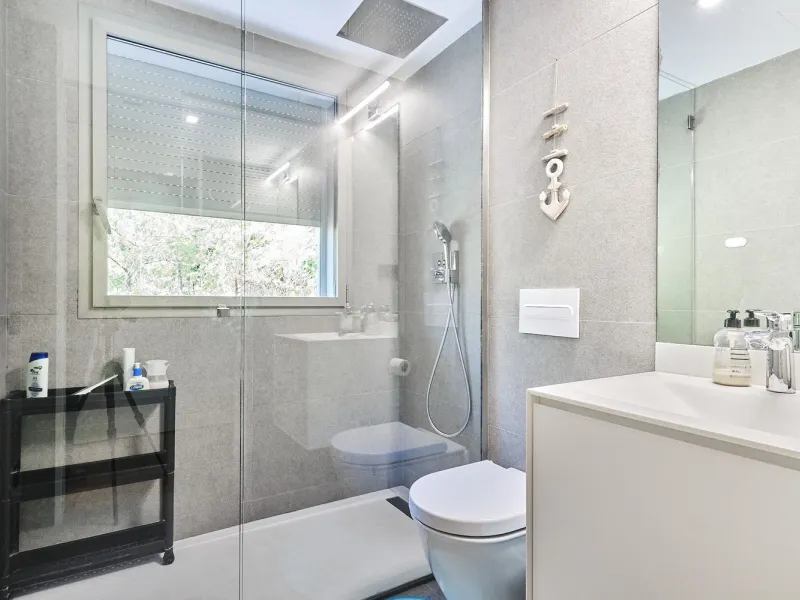 Luxury Villa with Terraces and Pool in Sarria, Barcelona