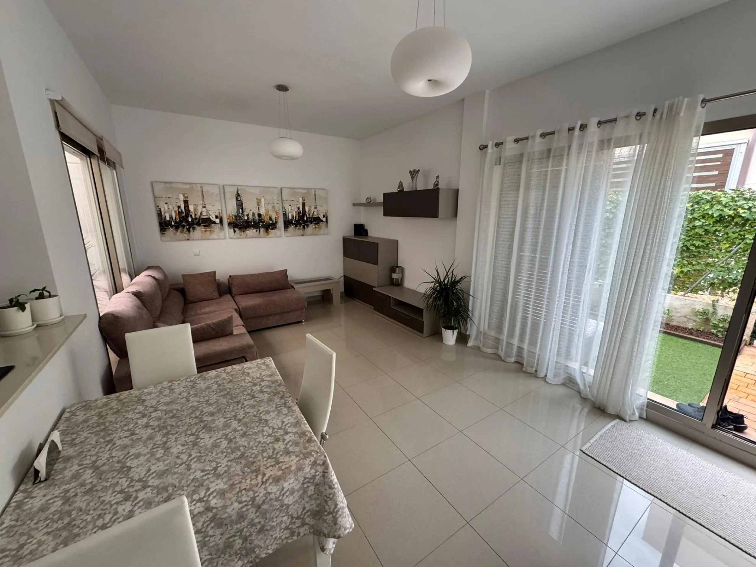 Exclusivo Adosado en Punta Prima, Torrevieja - €375,000