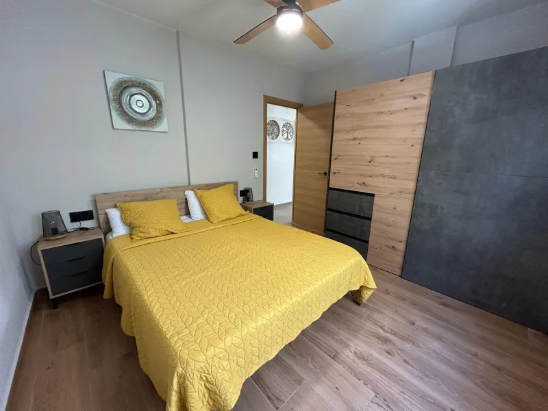 Precioso piso de 3 dormitorios totalmente reformado a 150 metros de la playa