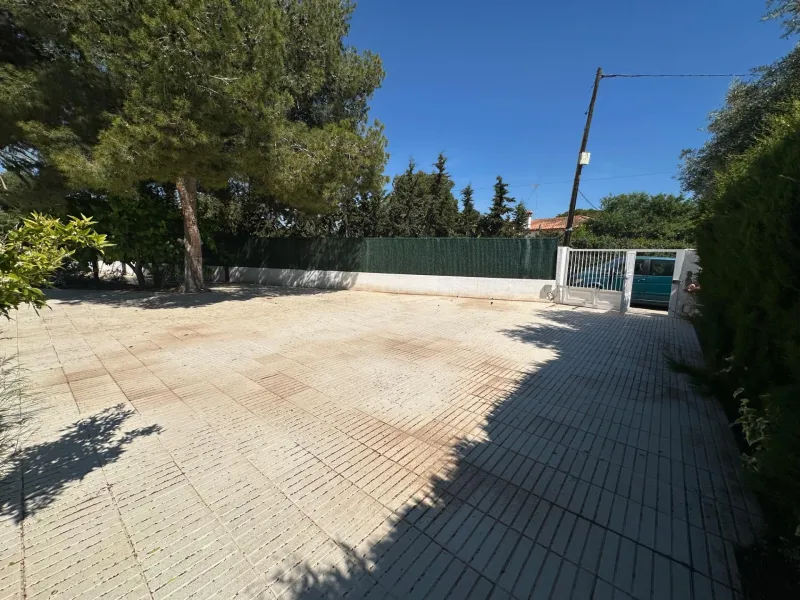 Impresionante Villa Nueva en Los Girasoles - ¡Tu Paraíso Espera por Ti!
