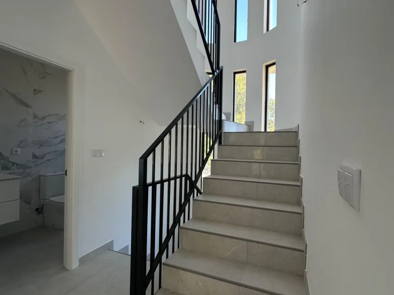Impresionante Villa Nueva en Los Girasoles - ¡Tu Paraíso Espera por Ti!
