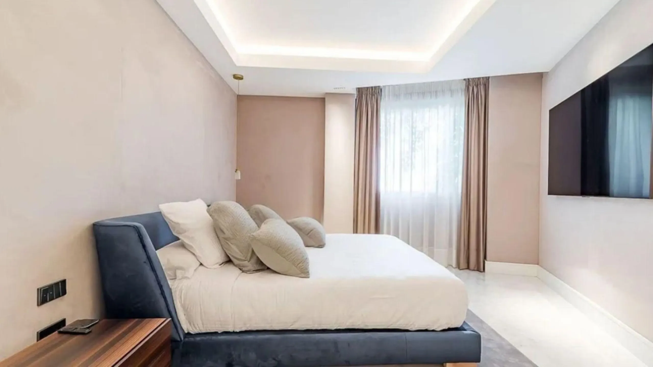 Ático dúplex de lujo con terraza y piscina privada en Sarria, Barcelona