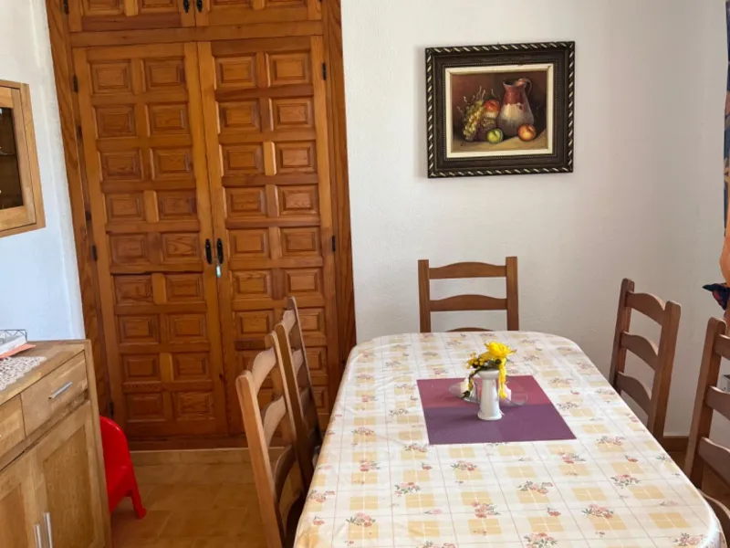 Villa con vistas al mar, piscina privada y apartamento independiente en Benissa