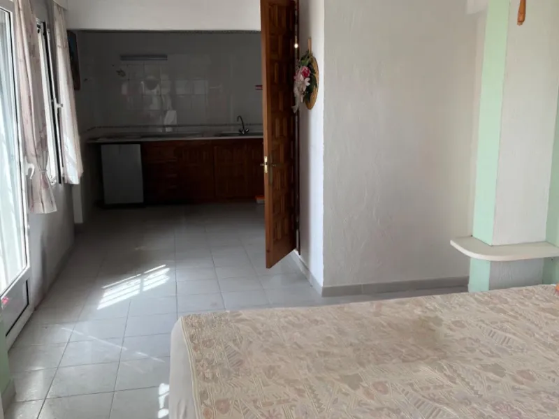 Villa con vistas al mar, piscina privada y apartamento independiente en Benissa
