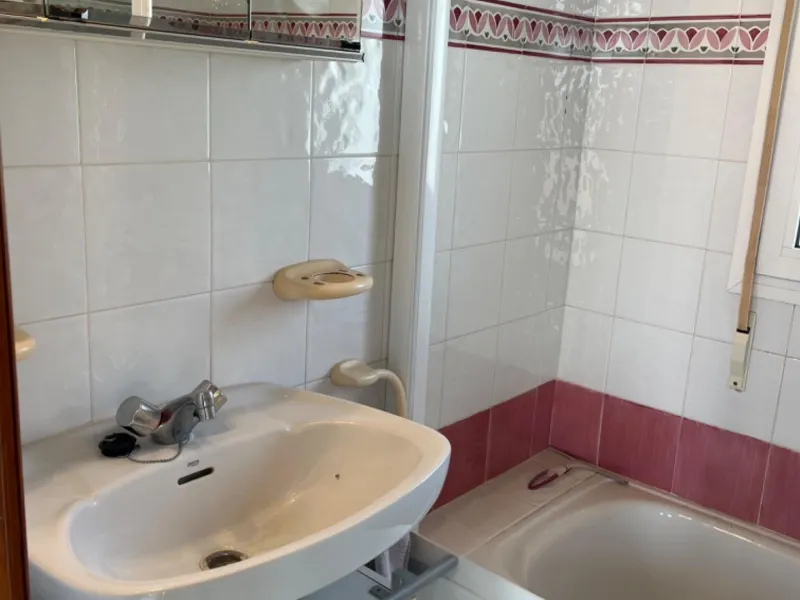 Villa con vistas al mar, piscina privada y apartamento independiente en Benissa