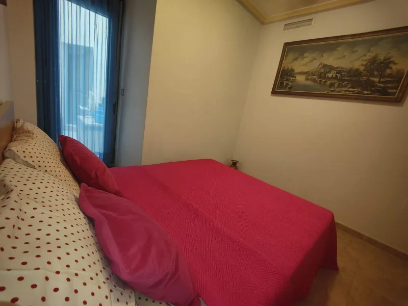Apartamento Luminoso y Espacioso en La Mata, Torrevieja - ¡A solo 50 metros del Mar!