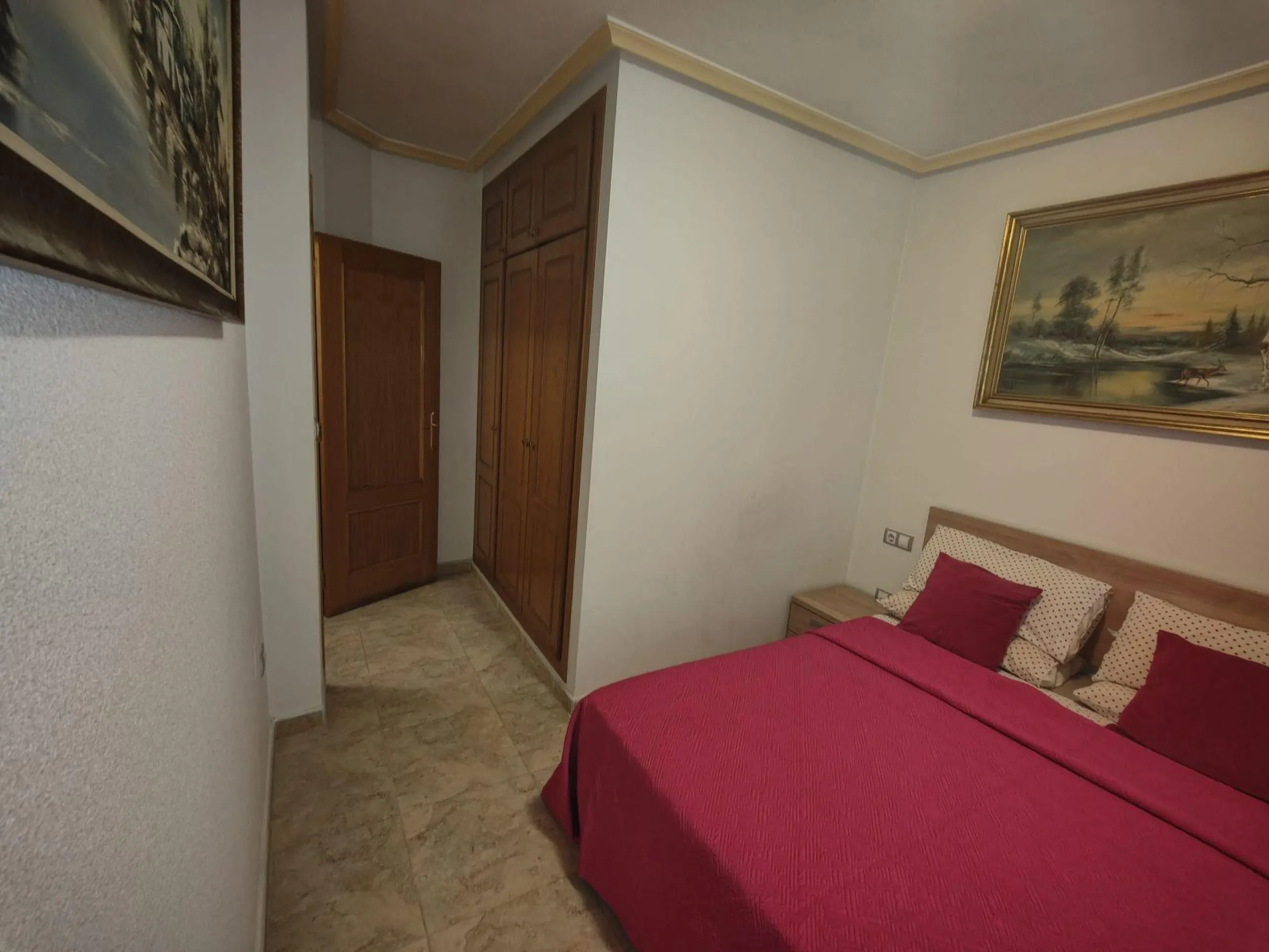 Apartamento Luminoso y Espacioso en La Mata, Torrevieja - ¡A solo 50 metros del Mar!