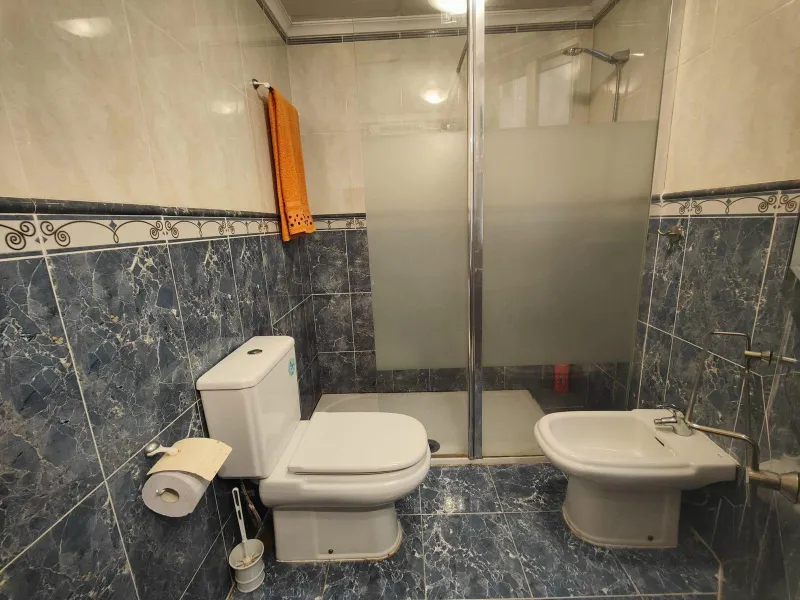 Apartamento Luminoso y Espacioso en La Mata, Torrevieja - ¡A solo 50 metros del Mar!