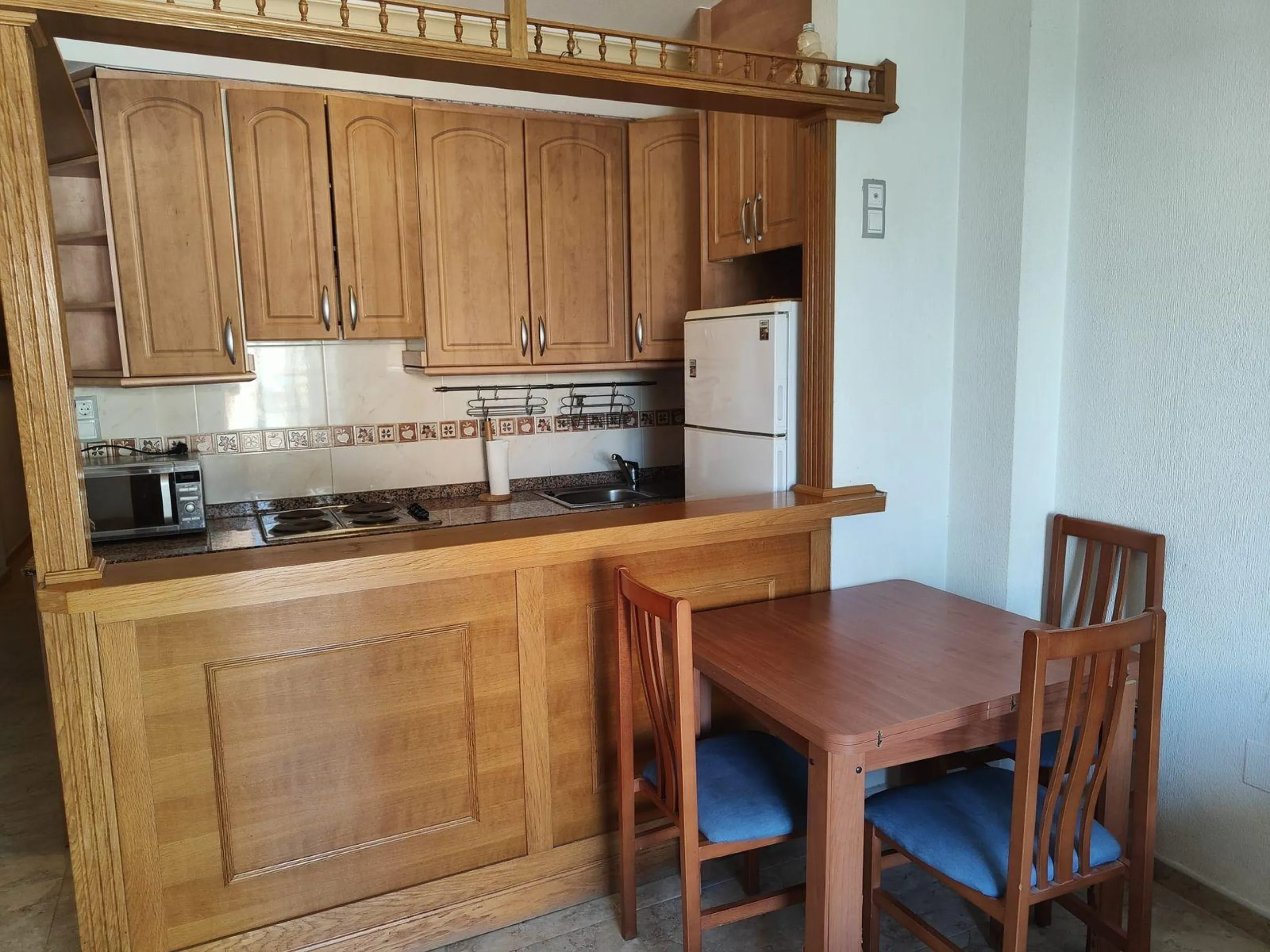 Apartamento Luminoso y Espacioso en La Mata, Torrevieja - ¡A solo 50 metros del Mar!