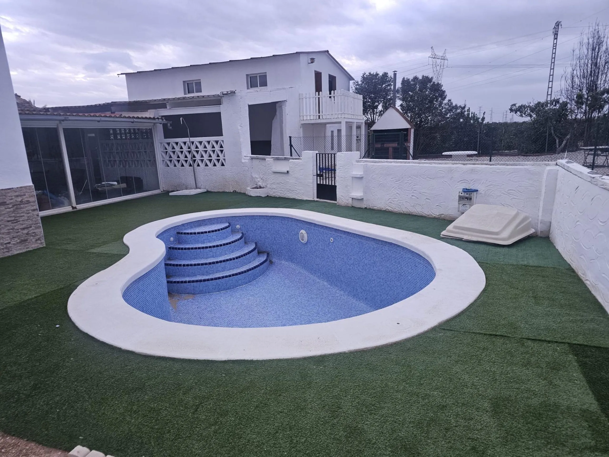GRAN CHALET EN LOS CAMPOS DE GRANJA DE ROCAMORA, 10 HAB, 4 BAÑOS