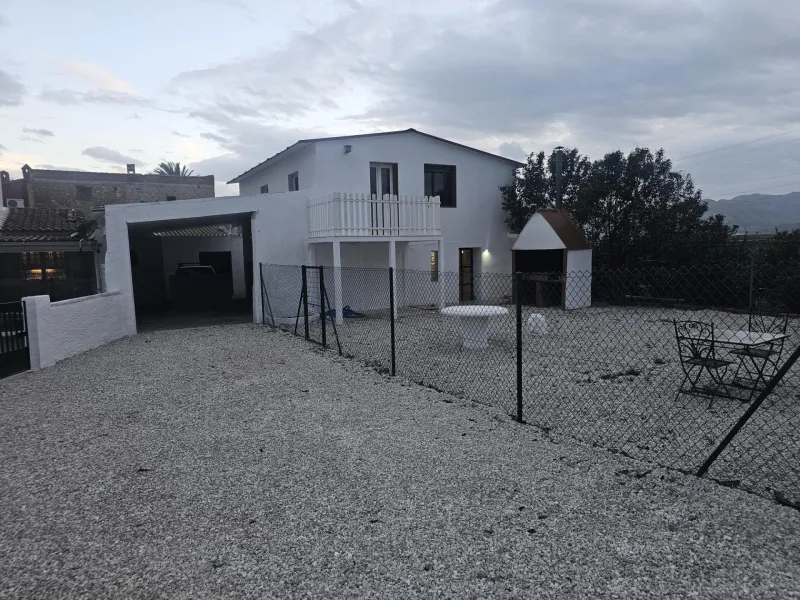 GRAN CHALET EN LOS CAMPOS DE GRANJA DE ROCAMORA, 10 HAB, 4 BAÑOS