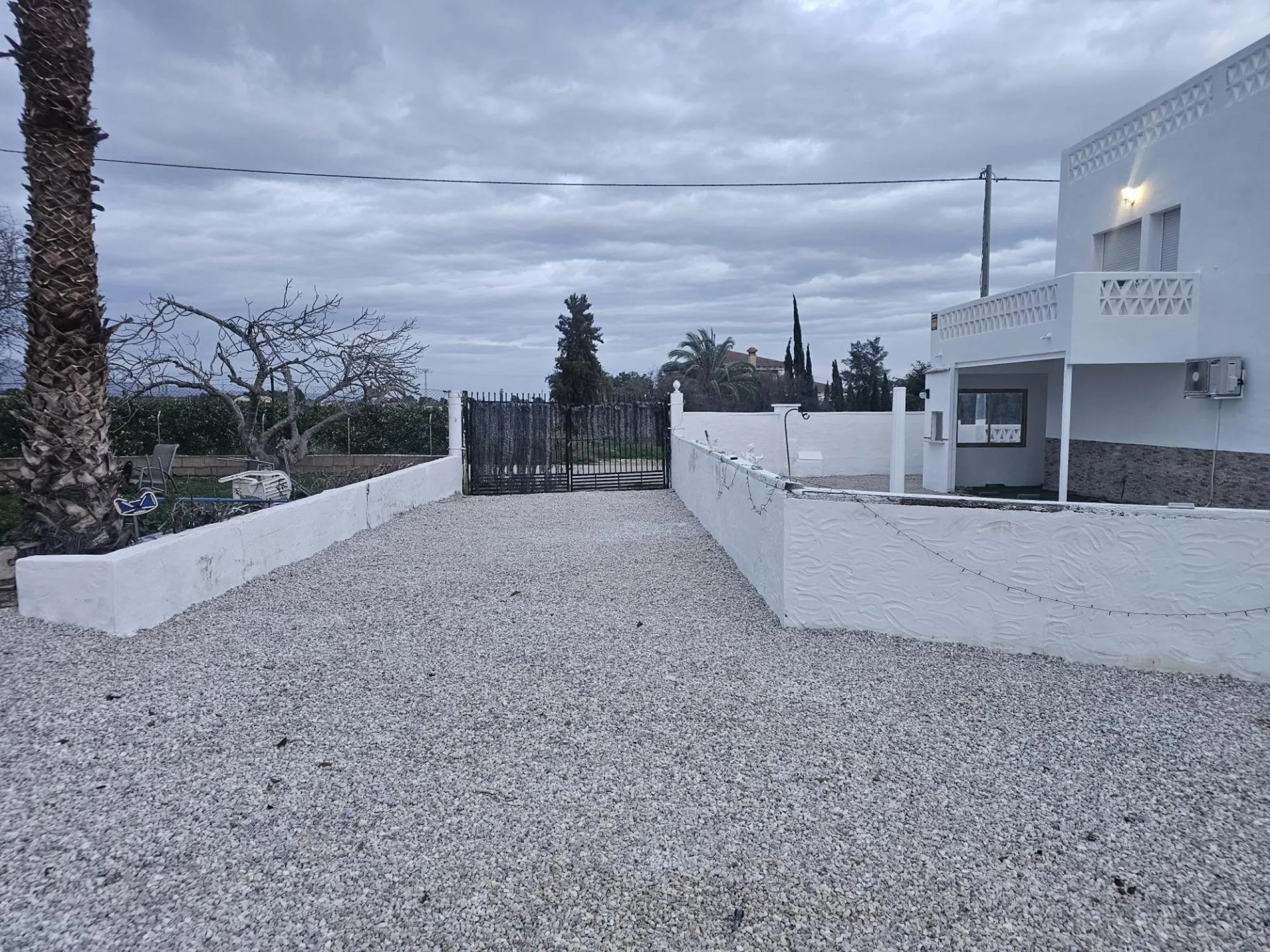 GRAN CHALET EN LOS CAMPOS DE GRANJA DE ROCAMORA, 10 HAB, 4 BAÑOS