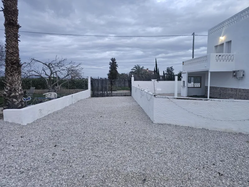 GRAN CHALET EN LOS CAMPOS DE GRANJA DE ROCAMORA, 10 HAB, 4 BAÑOS