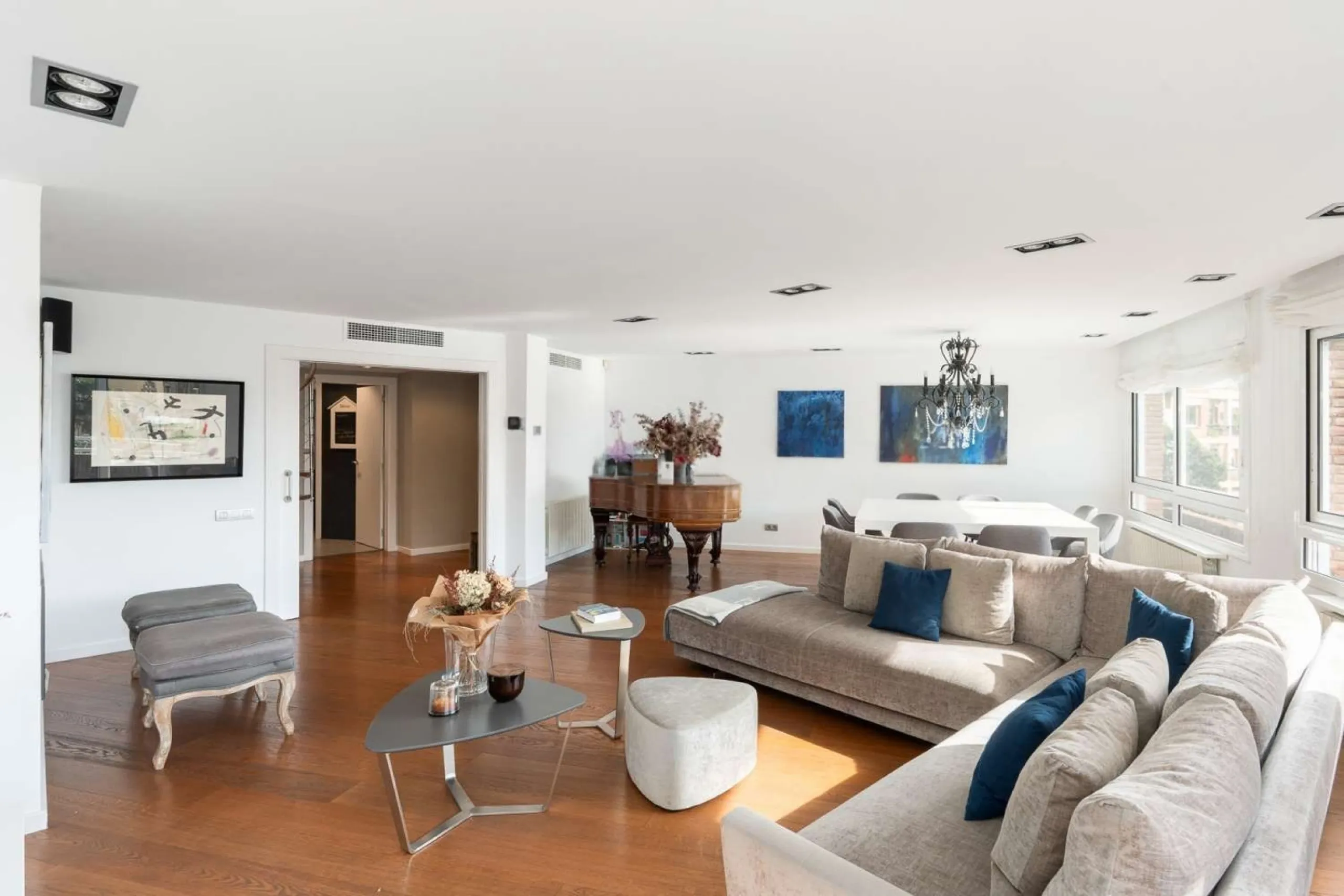 Ático dúplex con gran terraza y piscina privada en Sarria, Barcelona
