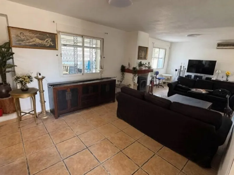 GRAN CHALET EN LOS CAMPOS DE GRANJA DE ROCAMORA, 10 HAB, 4 BAÑOS