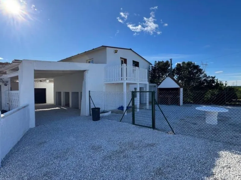 GRAN CHALET EN LOS CAMPOS DE GRANJA DE ROCAMORA, 10 HAB, 4 BAÑOS