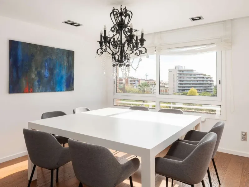 Ático dúplex con gran terraza y piscina privada en Sarria, Barcelona
