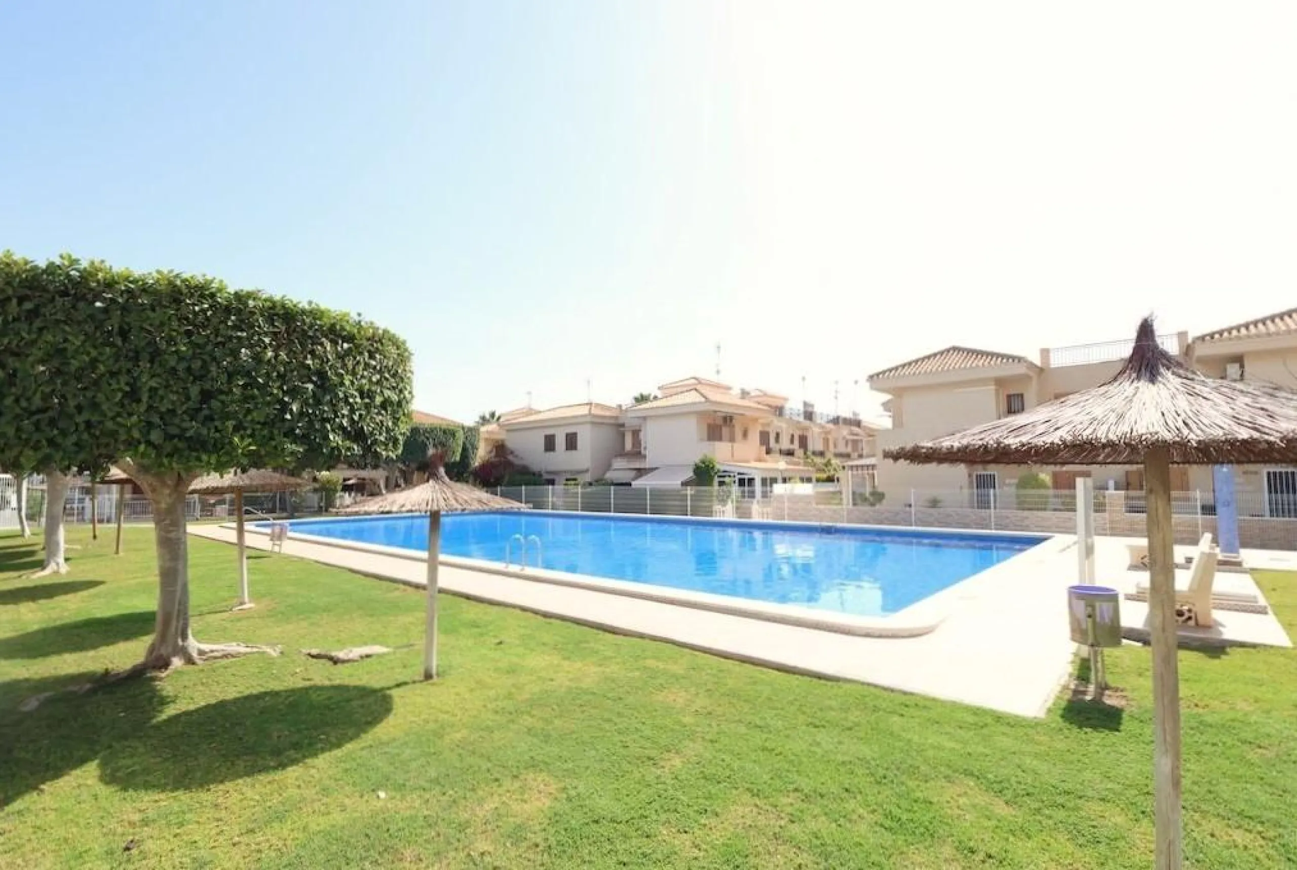 Flat 10 minutes from the sea in Playa Flamenca