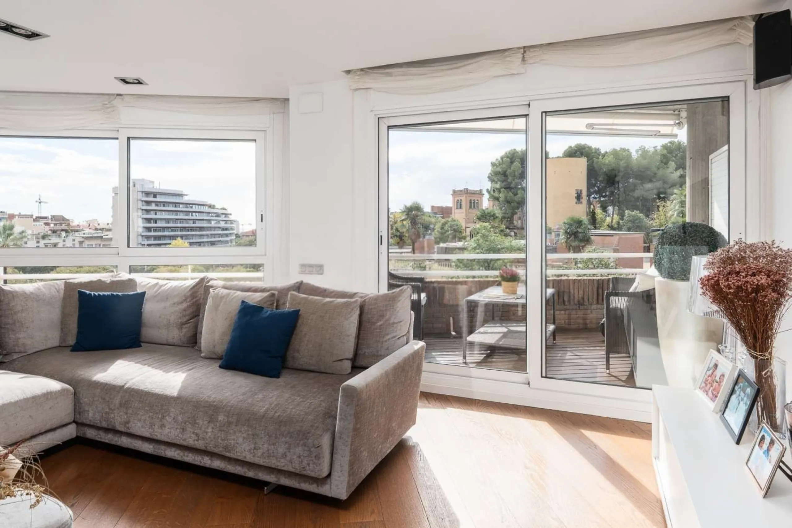 Ático dúplex con gran terraza y piscina privada en Sarria, Barcelona