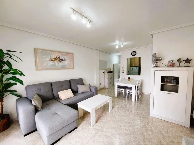 Flat 10 minutes from the sea in Playa Flamenca