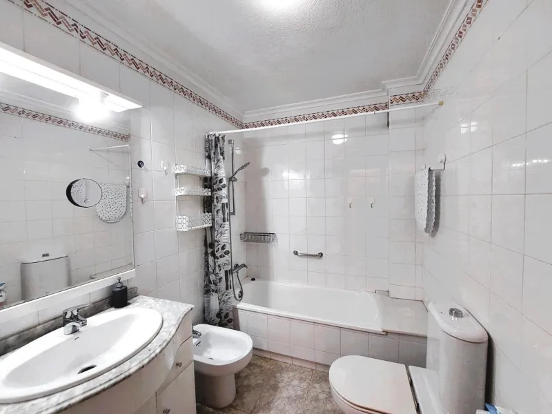 Flat 10 minutes from the sea in Playa Flamenca