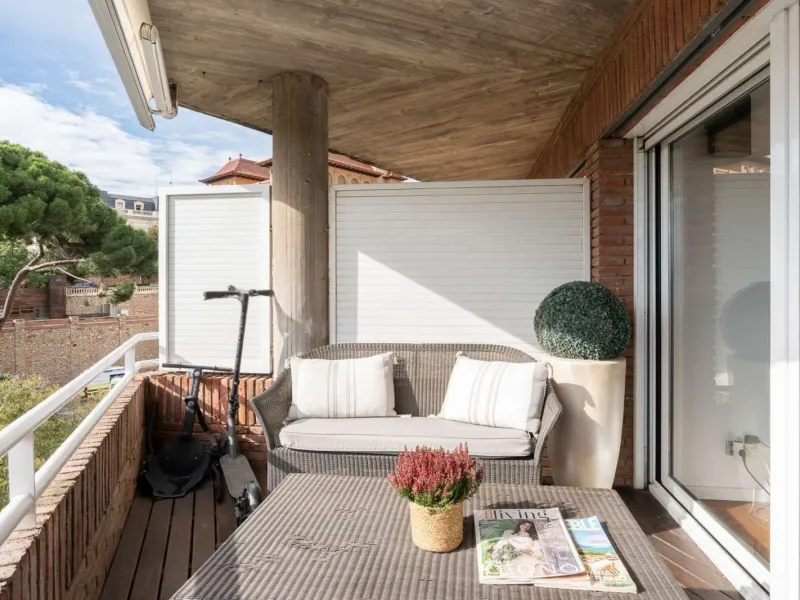 Ático dúplex con gran terraza y piscina privada en Sarria, Barcelona