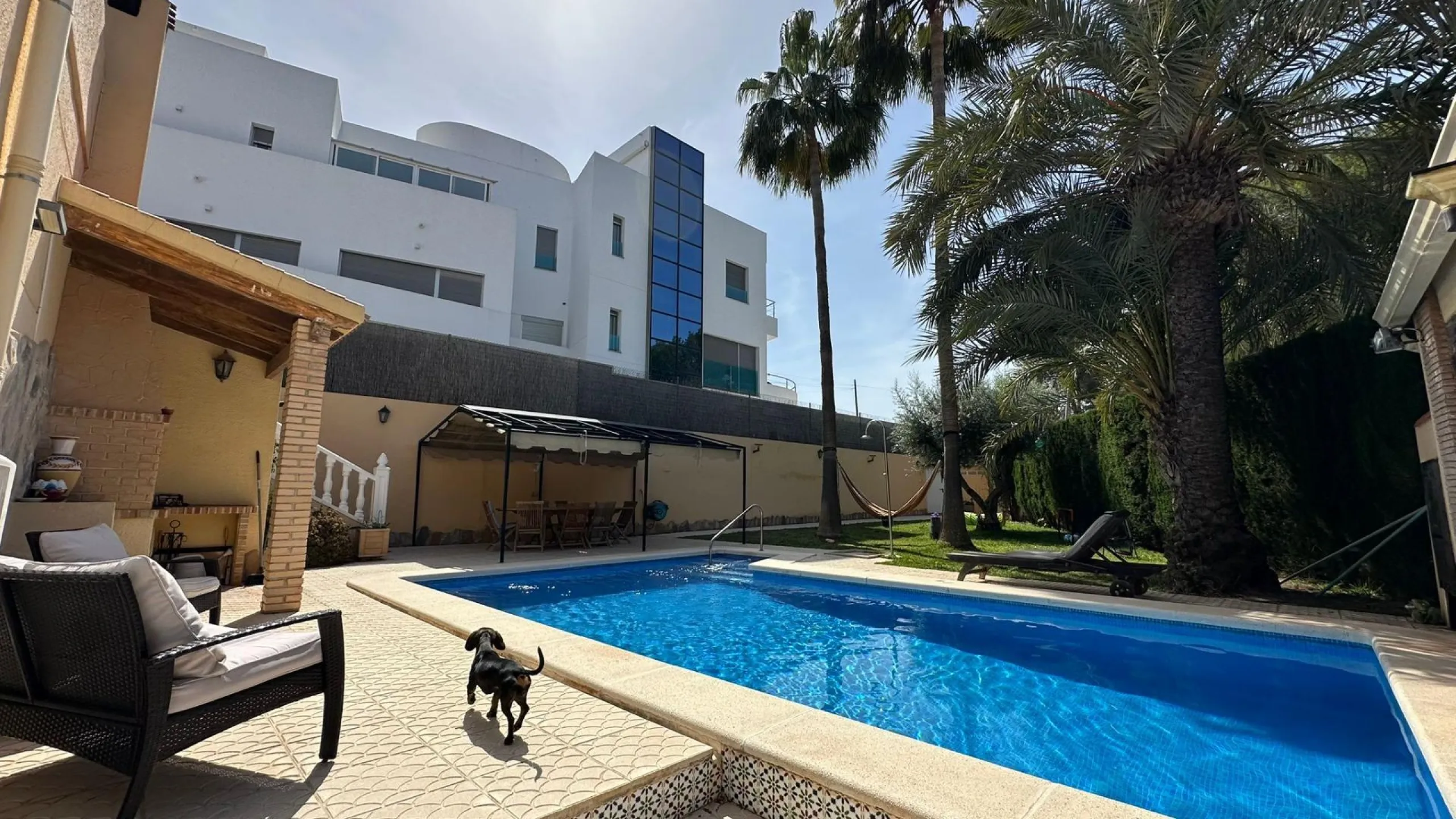LUXURY DETACHED VILLA WITH PRIVATE POOL IN LOS BALCONES — LARGE PLOT & FULL PRIVACY