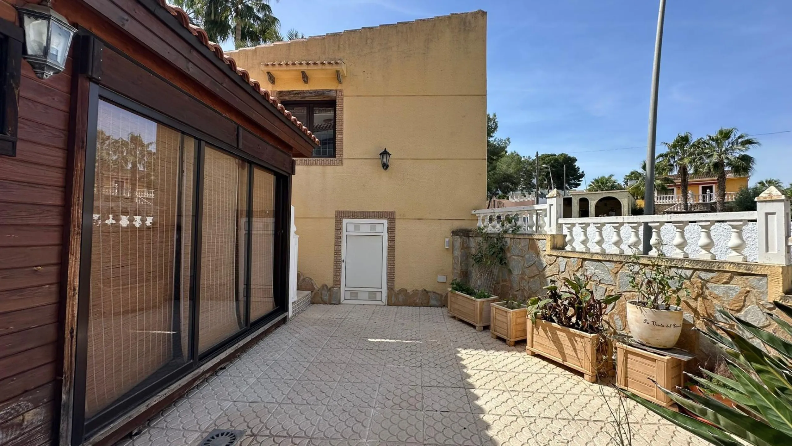 LUXURY DETACHED VILLA WITH PRIVATE POOL IN LOS BALCONES — LARGE PLOT & FULL PRIVACY