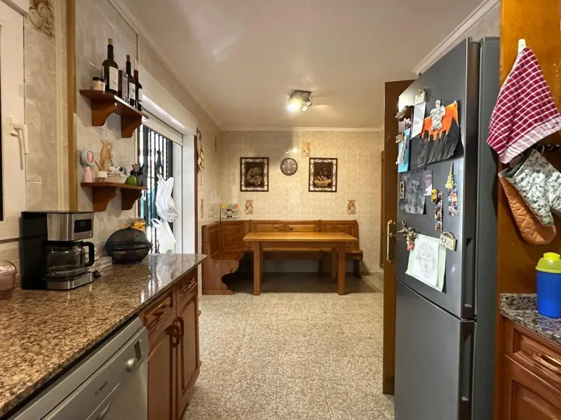 LUXURY DETACHED VILLA WITH PRIVATE POOL IN LOS BALCONES — LARGE PLOT & FULL PRIVACY