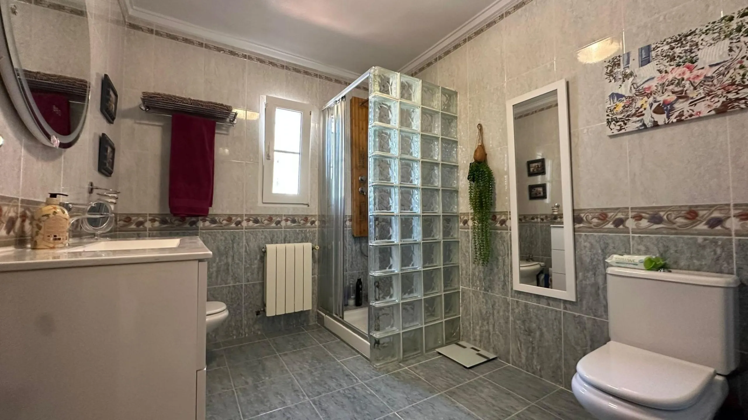 LUXURY DETACHED VILLA WITH PRIVATE POOL IN LOS BALCONES — LARGE PLOT & FULL PRIVACY