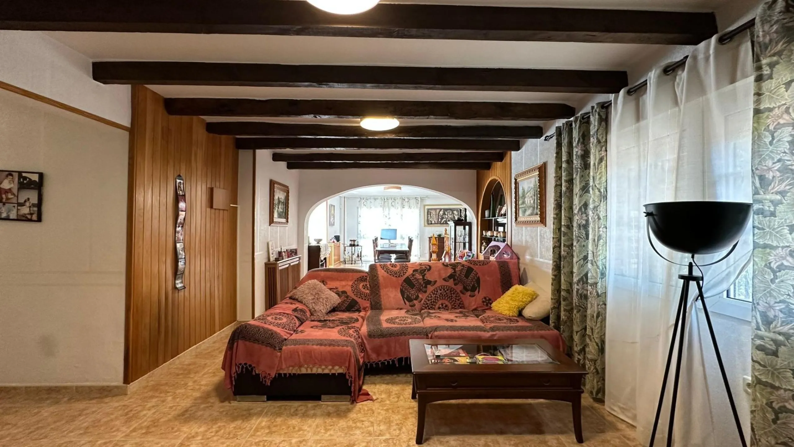LUXURY DETACHED VILLA WITH PRIVATE POOL IN LOS BALCONES — LARGE PLOT & FULL PRIVACY