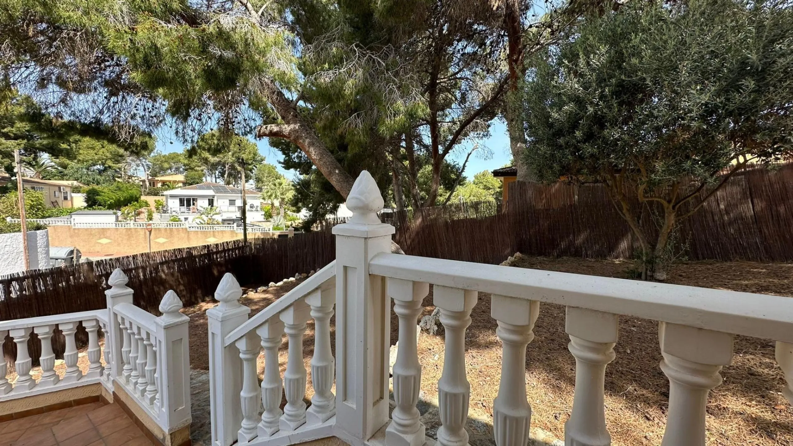 LUXURY DETACHED VILLA WITH PRIVATE POOL IN LOS BALCONES — LARGE PLOT & FULL PRIVACY