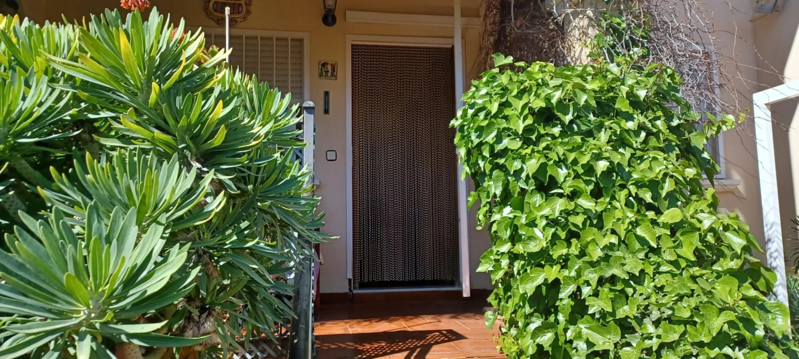 3 BEDROOM, 2 BATHROOM TOWNHOUSE WITH POOL IN ORIHUELA COSTA