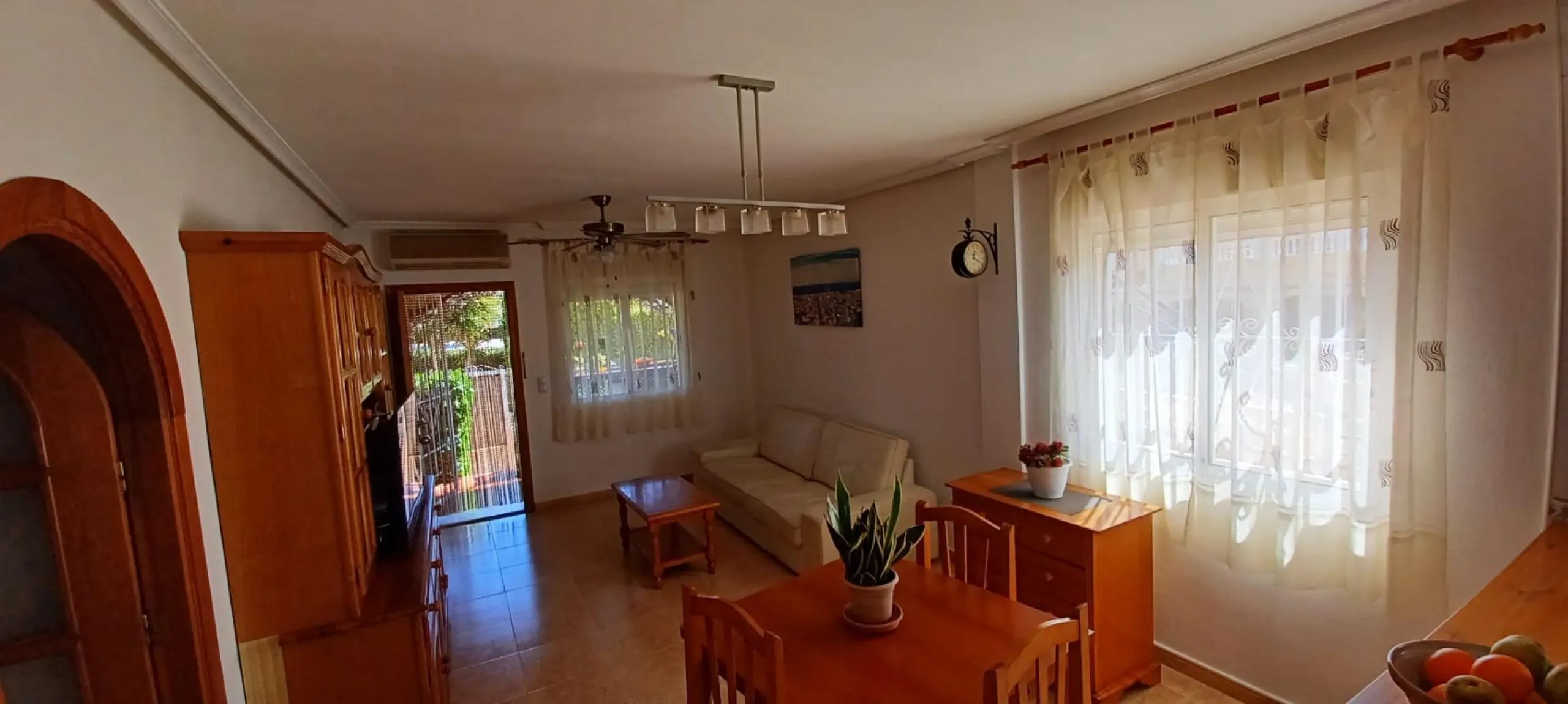 3 BEDROOM, 2 BATHROOM TOWNHOUSE WITH POOL IN ORIHUELA COSTA