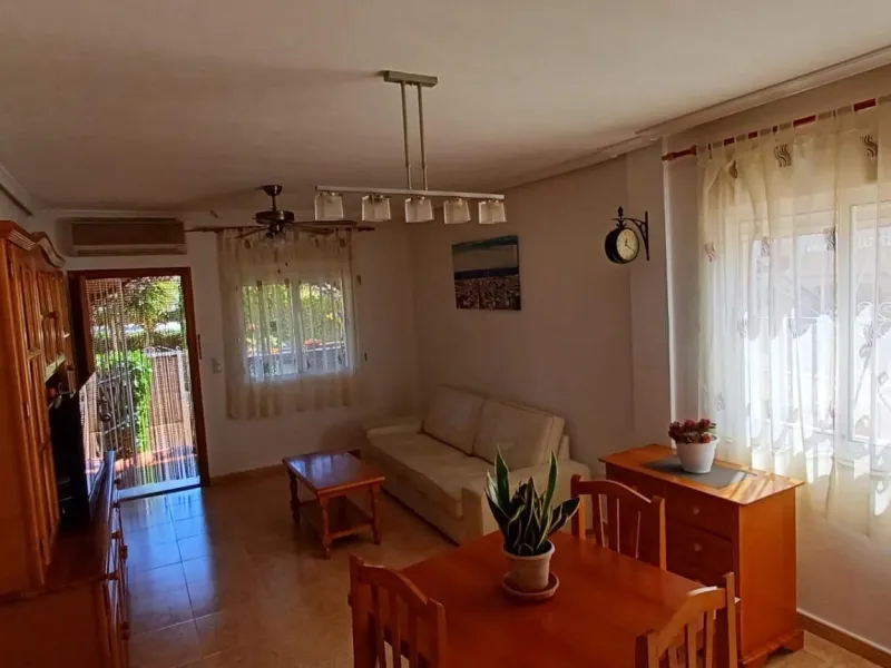 3 BEDROOM, 2 BATHROOM TOWNHOUSE WITH POOL IN ORIHUELA COSTA