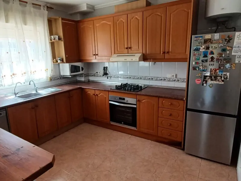 3 BEDROOM, 2 BATHROOM TOWNHOUSE WITH POOL IN ORIHUELA COSTA