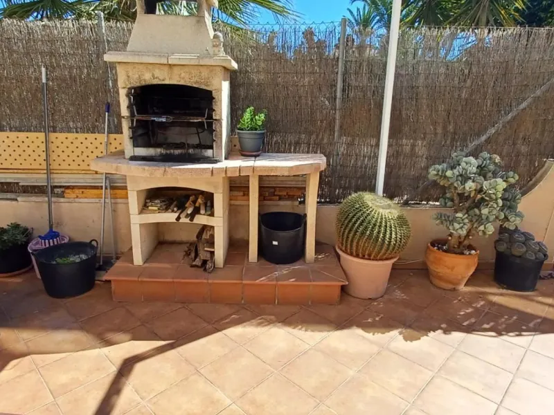 3 BEDROOM, 2 BATHROOM TOWNHOUSE WITH POOL IN ORIHUELA COSTA
