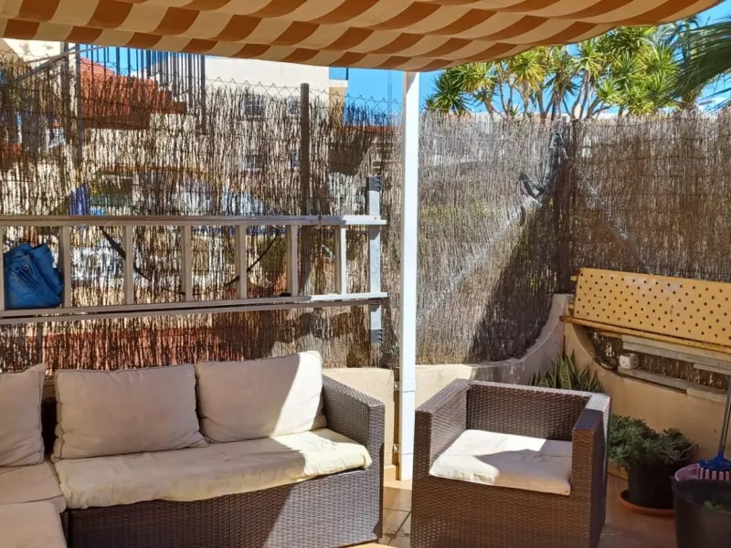 3 BEDROOM, 2 BATHROOM TOWNHOUSE WITH POOL IN ORIHUELA COSTA