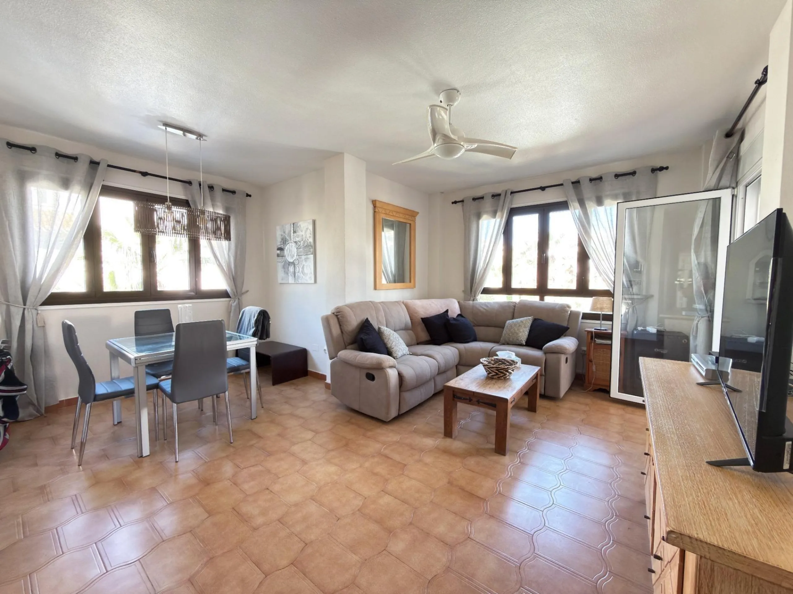 ¡VILLAMARTIN PLAZA! ESPACIOSO APARTAMENTO DE 2 HABITACIONES + PSICINA COMUNITARIA JUNTO AL CAMPO DE GOLF