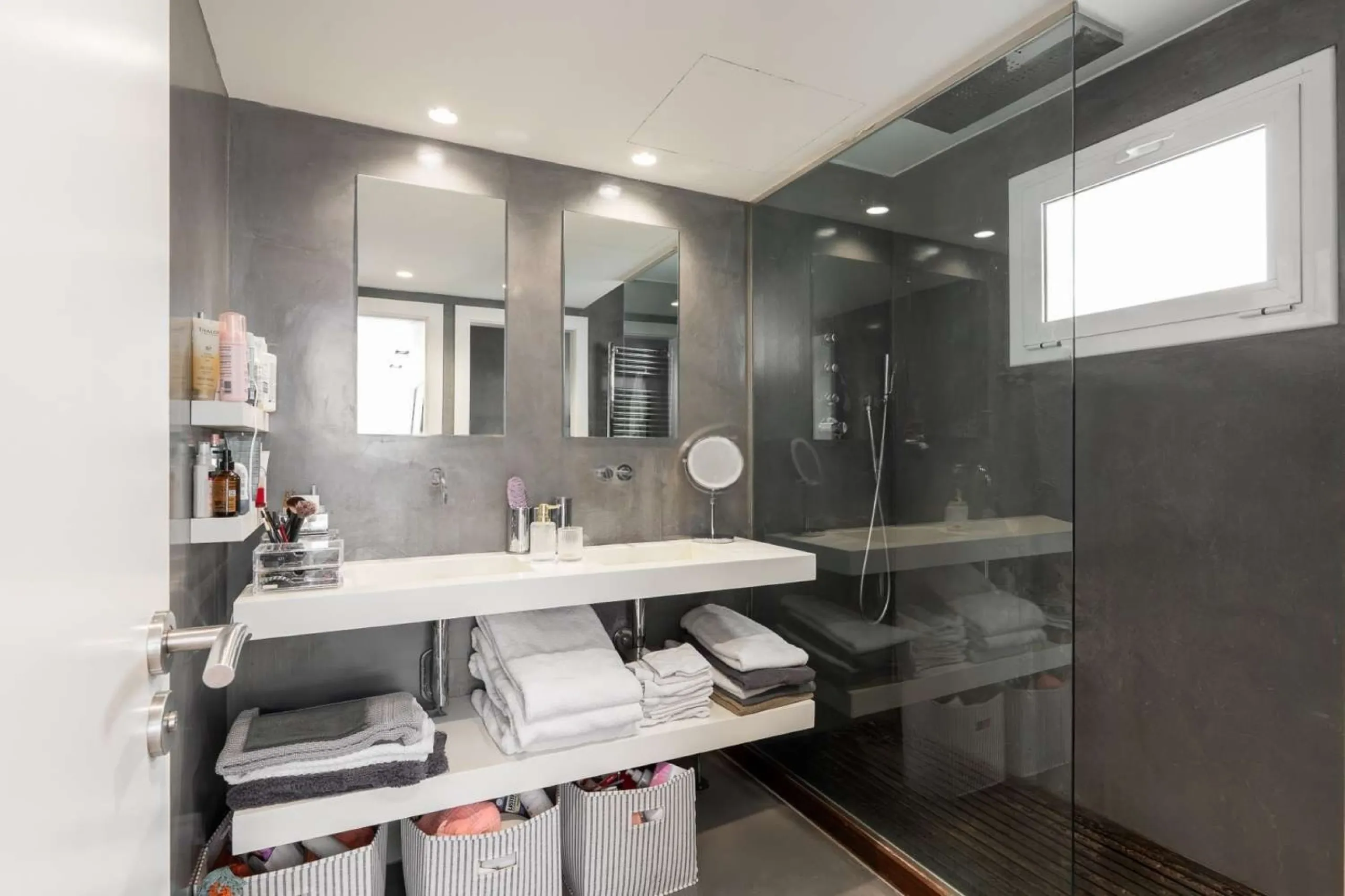 Ático dúplex con gran terraza y piscina privada en Sarria, Barcelona