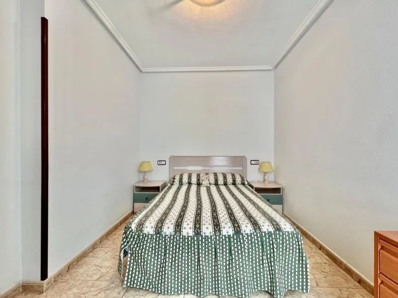 IMPECABLE VIVIENDA DE 2 HABITACIONES + PARKING EN PLENA AVENIDA DE LAS HABANERAS, A TAN SOLO 450m DE LA PLAYA