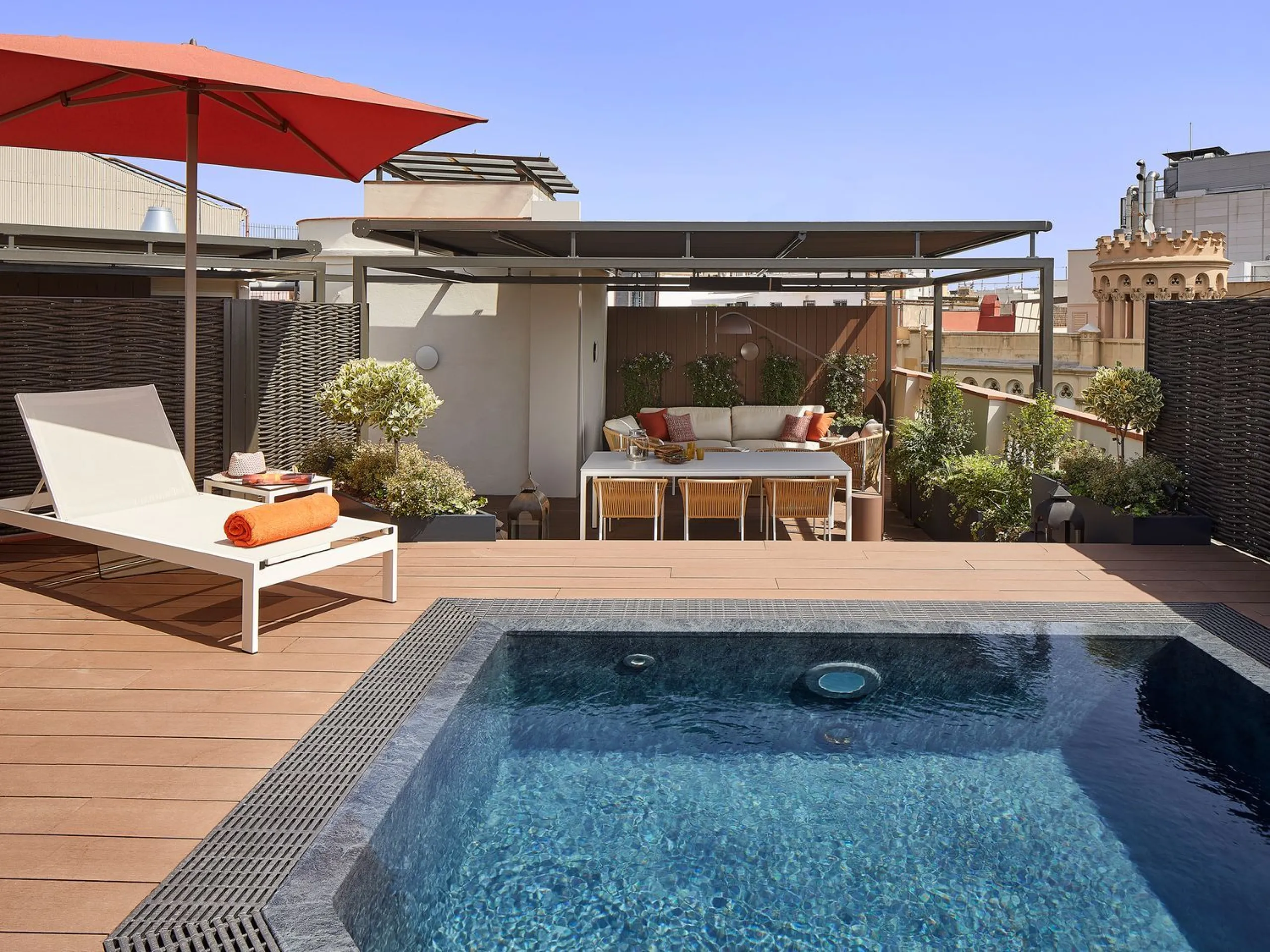 Ático con terraza privada y piscina en Barcelona, Eixample