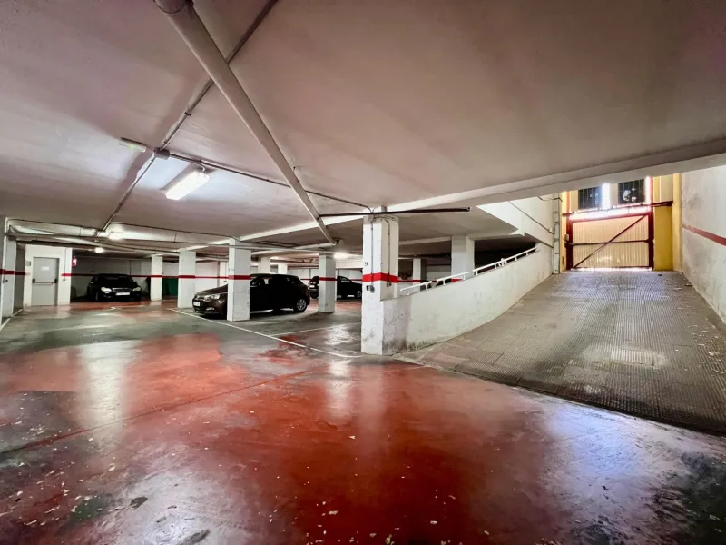 IMPECABLE VIVIENDA DE 2 HABITACIONES + PARKING EN PLENA AVENIDA DE LAS HABANERAS, A TAN SOLO 450m DE LA PLAYA
