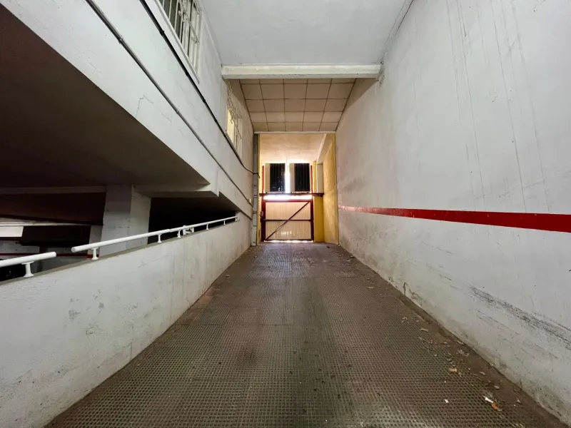 IMPECABLE VIVIENDA DE 2 HABITACIONES + PARKING EN PLENA AVENIDA DE LAS HABANERAS, A TAN SOLO 450m DE LA PLAYA