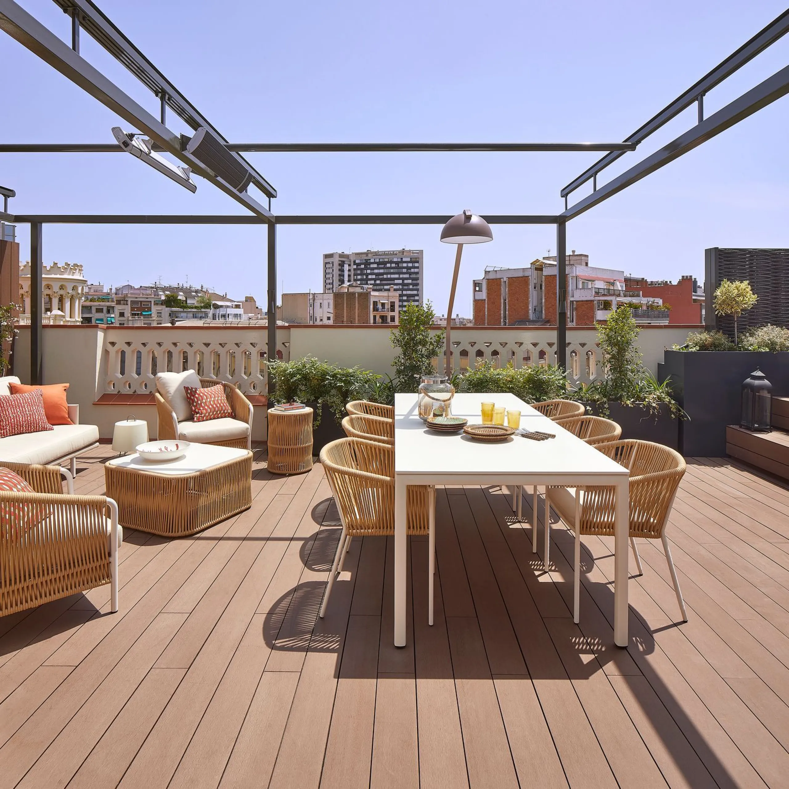 Ático con terraza privada y piscina en Barcelona, Eixample