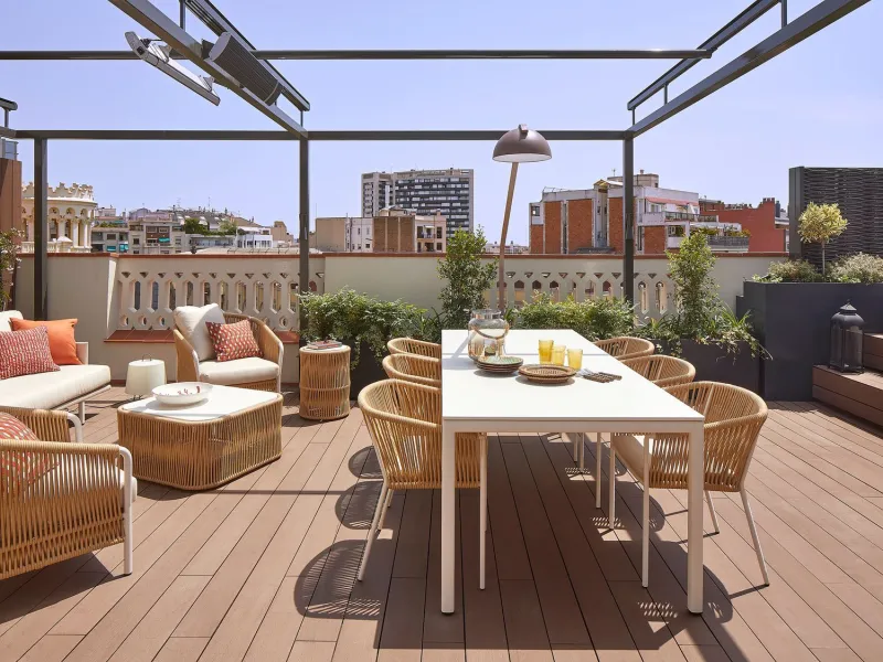 Ático con terraza privada y piscina en Barcelona, Eixample