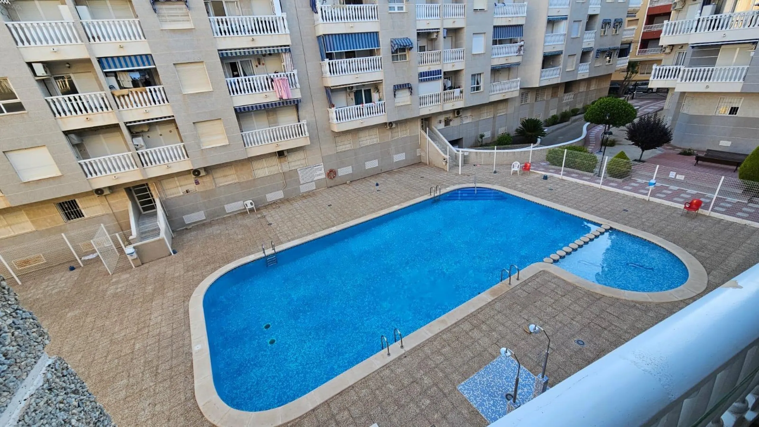 Acogedor Apartamento en Torrevieja, Ideal para Inversión 🌊🏡