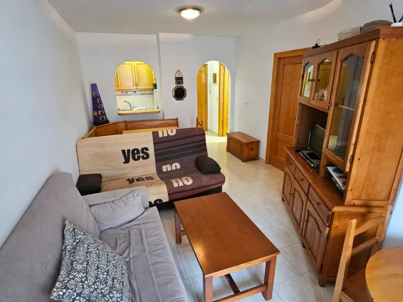 Acogedor Apartamento en Torrevieja, Ideal para Inversión 🌊🏡